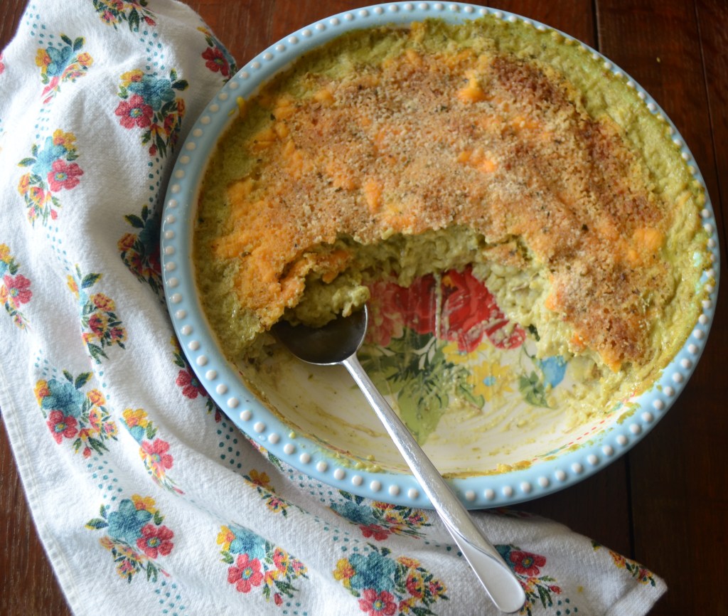 Baked turkey divan in a ceramic pie pan